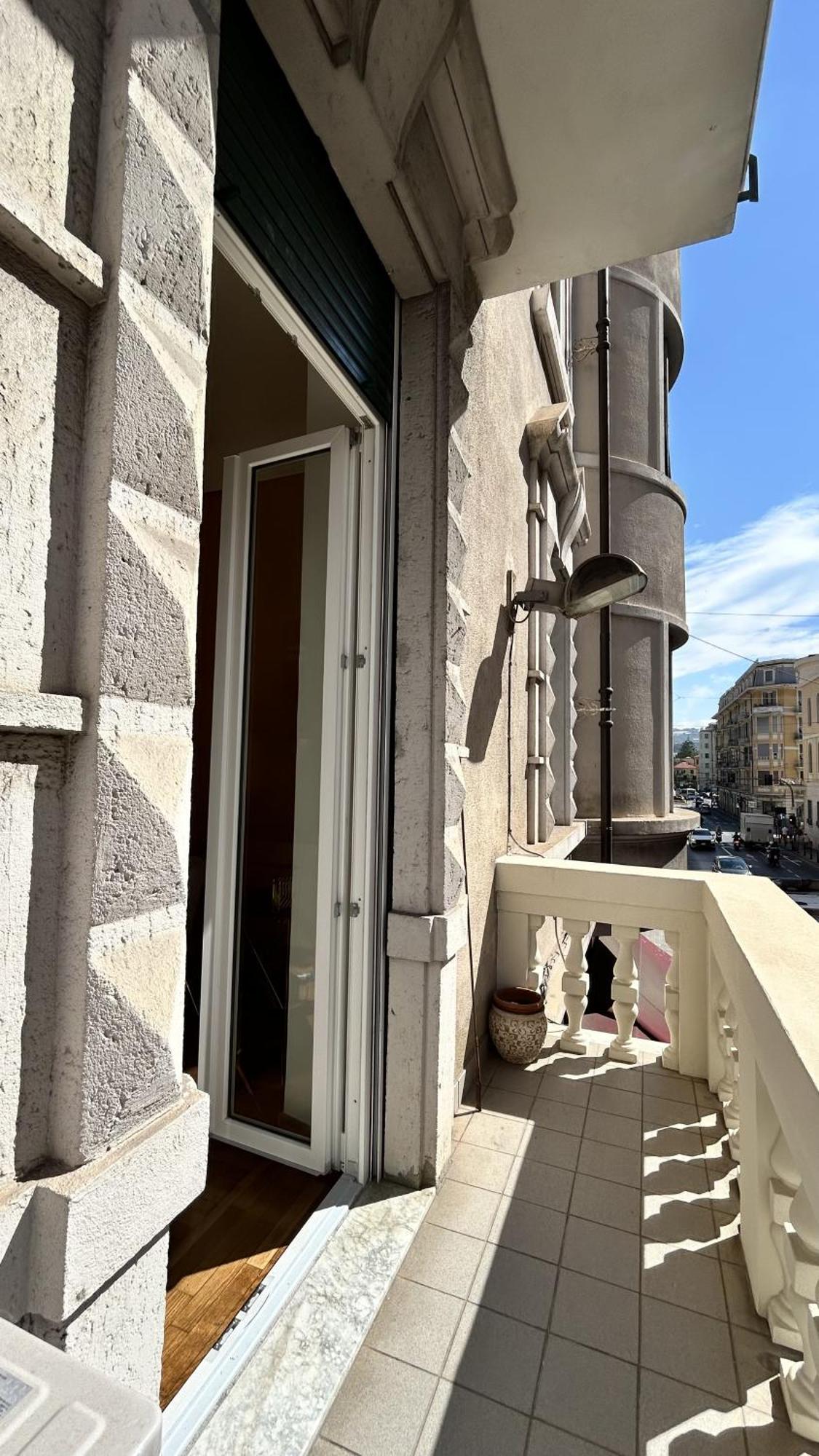 Da Mariella Case Vacanze - Roma 149 Санремо Экстерьер фото