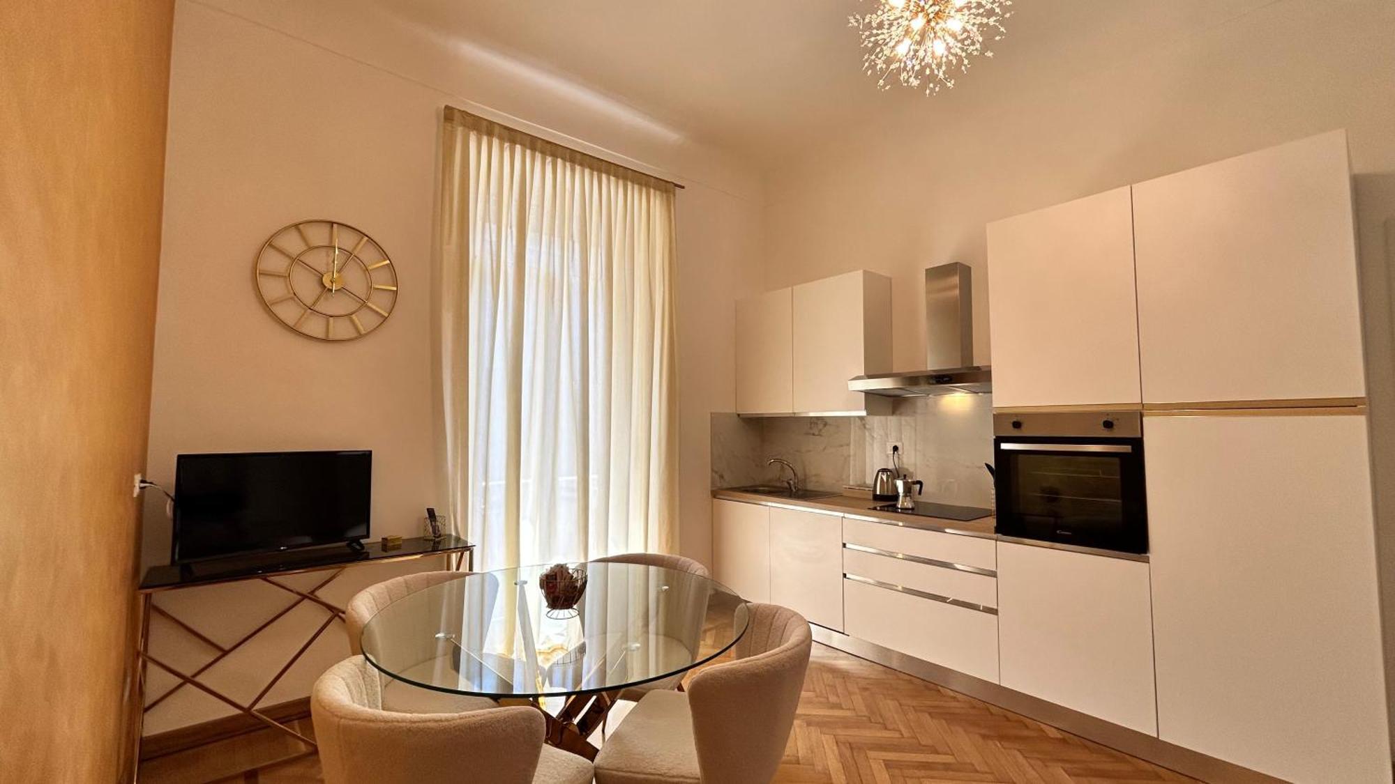 Da Mariella Case Vacanze - Roma 149 Санремо Экстерьер фото